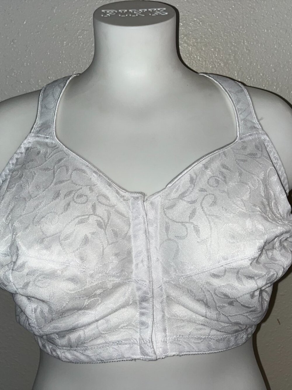 PLAYTEX 18 HOUR FRONT CLOSURE FULL COVERAGE FLEX BACK BRA SZ 48DD